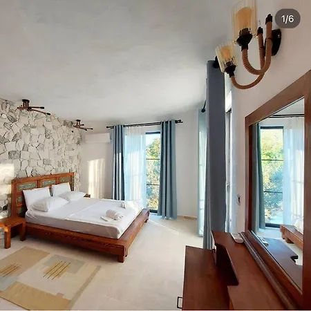 Vinograd Kalkan فيلة كاس
